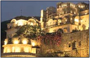 Neemrana Fort, Neemrana Vacations